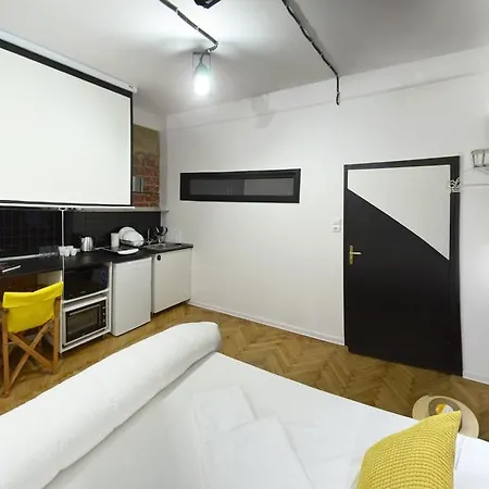 Апартаменти Film Studio By Marten City *